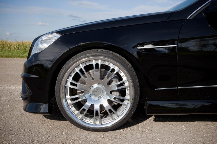  Mercedes-Benz E50 CLR by Lumma Design 2009 года  (фото 10 из 18)